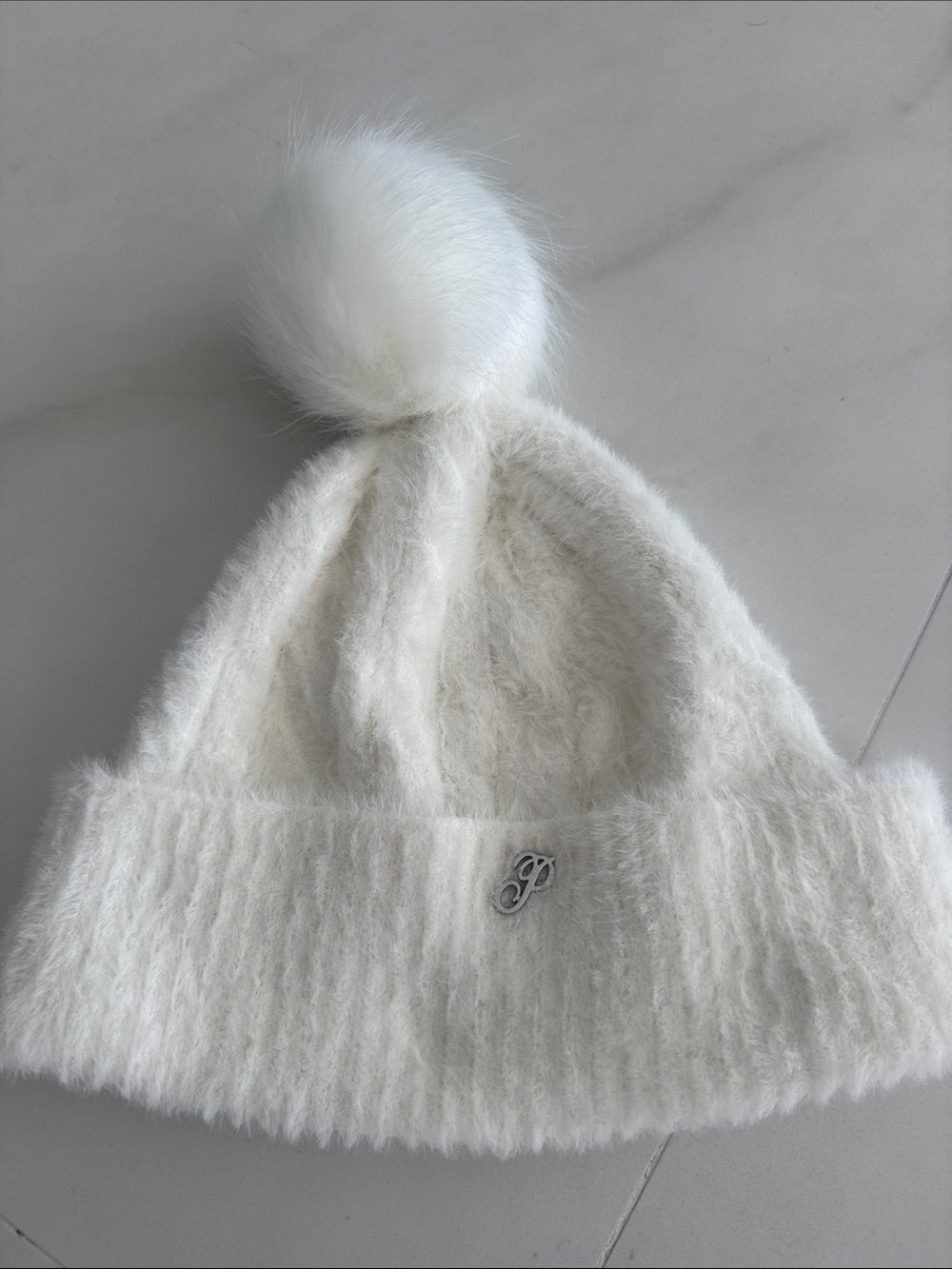PINK Victoria's Secret Cream Fuzzy Pom Knit Beanie